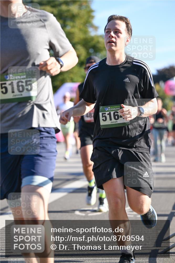07.09.2025 - BARMER Alsterlauf Dr. Thomas Lammeyer http://msf.ph/oto/8709594 07.09.2025 09:34:07 Laufen 5165, 36, 516 meine-sportfotos.de