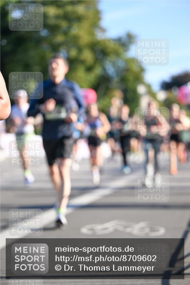 07.09.2025 - BARMER Alsterlauf Dr. Thomas Lammeyer http://msf.ph/oto/8709602 07.09.2025 09:34:08 Laufen  meine-sportfotos.de