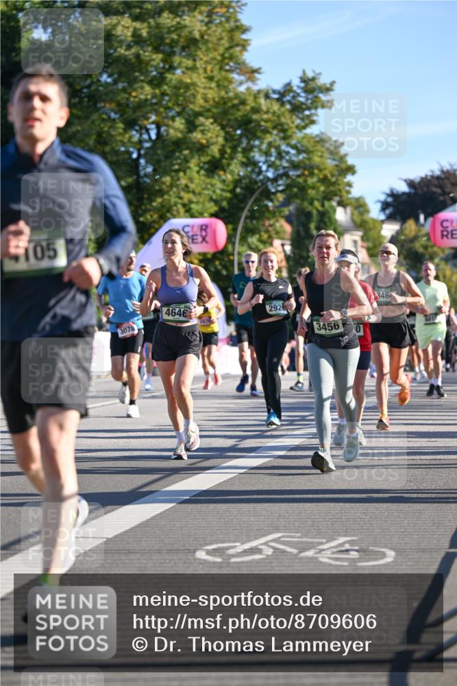 07.09.2025 - BARMER Alsterlauf Dr. Thomas Lammeyer http://msf.ph/oto/8709606 07.09.2025 09:34:09 Laufen 105, 4646, 2924, 3078, 3456, 346, 301 meine-sportfotos.de