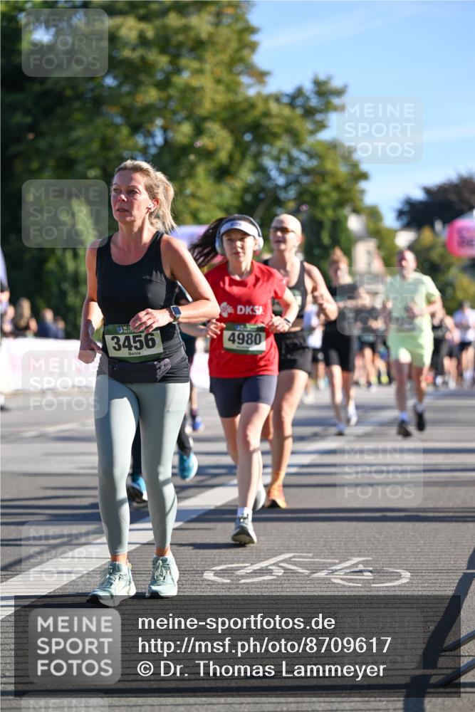 07.09.2025 - BARMER Alsterlauf Dr. Thomas Lammeyer http://msf.ph/oto/8709617 07.09.2025 09:34:11 Laufen 3456, 4980 meine-sportfotos.de