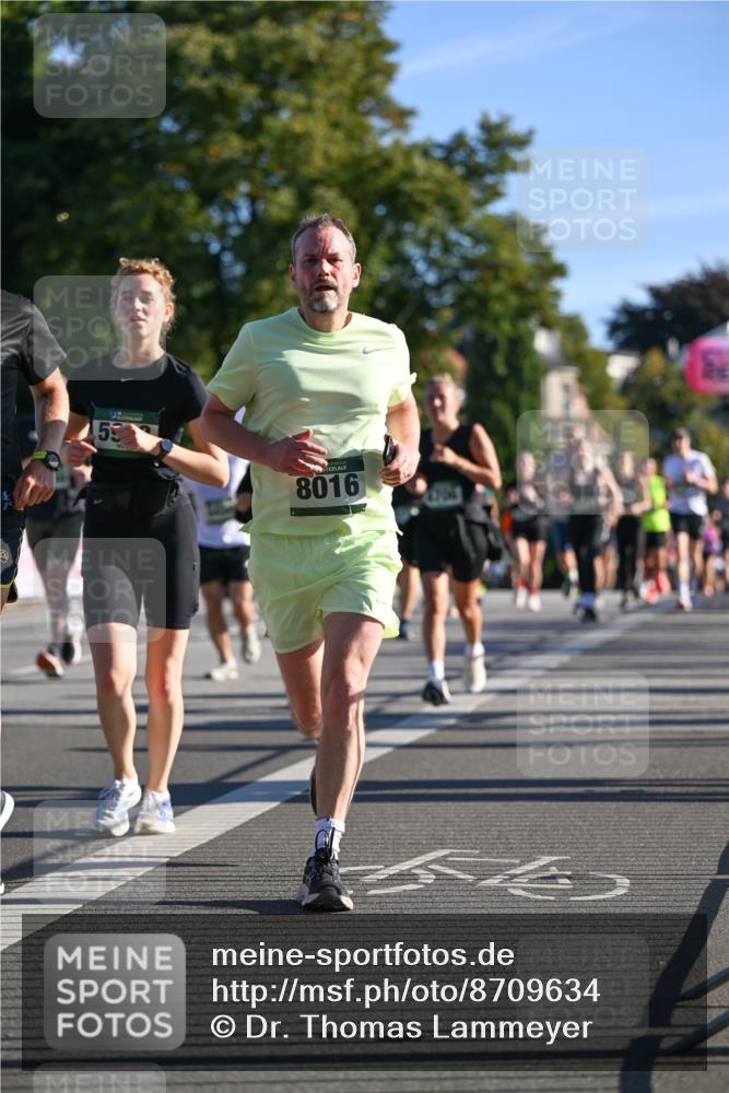 07.09.2025 - BARMER Alsterlauf Dr. Thomas Lammeyer http://msf.ph/oto/8709634 07.09.2025 09:34:14 Laufen 53, 8016, 4706 meine-sportfotos.de