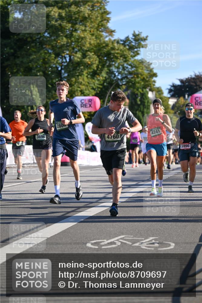 07.09.2025 - BARMER Alsterlauf Dr. Thomas Lammeyer http://msf.ph/oto/8709697 07.09.2025 09:34:25 Laufen 3696, 280, 4760, 4241, 5996 meine-sportfotos.de