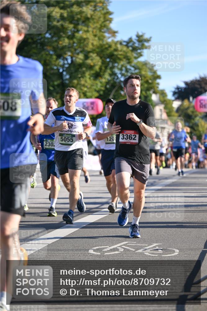 07.09.2025 - BARMER Alsterlauf Dr. Thomas Lammeyer http://msf.ph/oto/8709732 07.09.2025 09:34:30 Laufen 08, 230, 5055, 120, 3362 meine-sportfotos.de