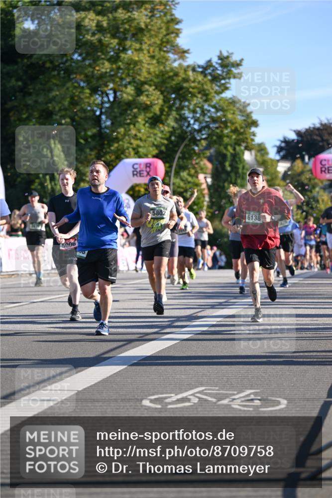 07.09.2025 - BARMER Alsterlauf Dr. Thomas Lammeyer http://msf.ph/oto/8709758 07.09.2025 09:34:34 Laufen 5006, 5802, 6138 meine-sportfotos.de