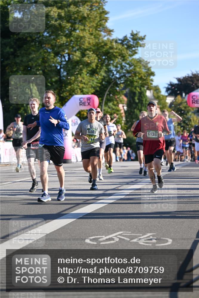07.09.2025 - BARMER Alsterlauf Dr. Thomas Lammeyer http://msf.ph/oto/8709759 07.09.2025 09:34:35 Laufen 500, 5802, 6138 meine-sportfotos.de