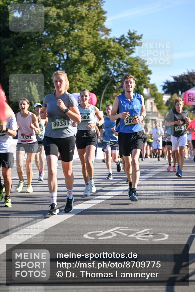 07.09.2025 - BARMER Alsterlauf Dr. Thomas Lammeyer http://msf.ph/oto/8709775 07.09.2025 09:34:38 Laufen 3371, 8033, 309, 362, 3482 meine-sportfotos.de