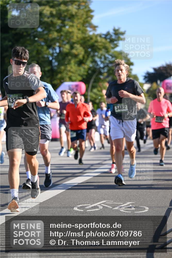 07.09.2025 - BARMER Alsterlauf Dr. Thomas Lammeyer http://msf.ph/oto/8709786 07.09.2025 09:34:41 Laufen 136, 433, 3482 meine-sportfotos.de