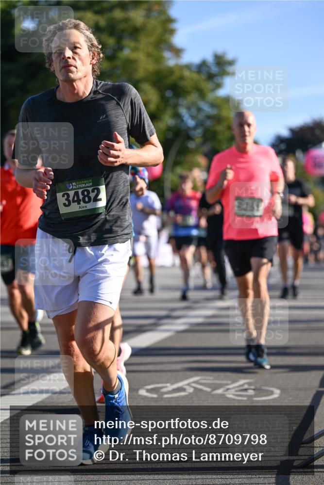 07.09.2025 - BARMER Alsterlauf Dr. Thomas Lammeyer http://msf.ph/oto/8709798 07.09.2025 09:34:43 Laufen 36, 3482 meine-sportfotos.de