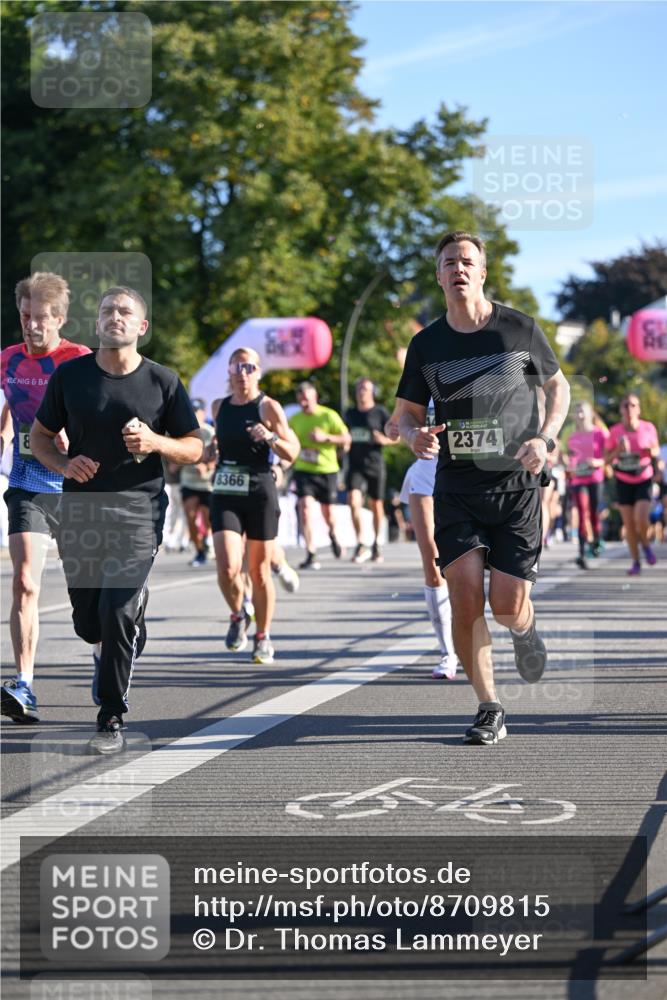 07.09.2025 - BARMER Alsterlauf Dr. Thomas Lammeyer http://msf.ph/oto/8709815 07.09.2025 09:34:46 Laufen 8366, 2374 meine-sportfotos.de