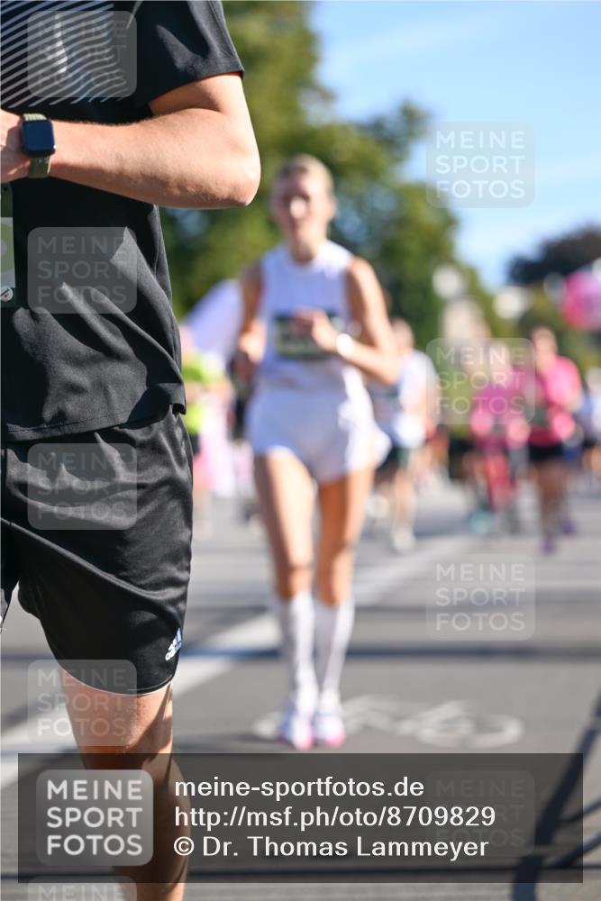 07.09.2025 - BARMER Alsterlauf Dr. Thomas Lammeyer http://msf.ph/oto/8709829 07.09.2025 09:34:48 Laufen  meine-sportfotos.de