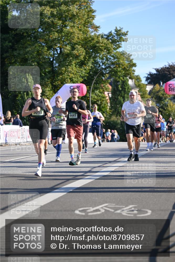 07.09.2025 - BARMER Alsterlauf Dr. Thomas Lammeyer http://msf.ph/oto/8709857 07.09.2025 09:34:54 Laufen 3011, 4441, 4523, 5637, 6324, 54, 377 meine-sportfotos.de
