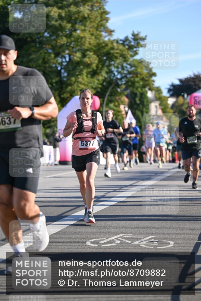 07.09.2025 - BARMER Alsterlauf Dr. Thomas Lammeyer http://msf.ph/oto/8709882 07.09.2025 09:35:00 Laufen 637, 5377, 5003 meine-sportfotos.de