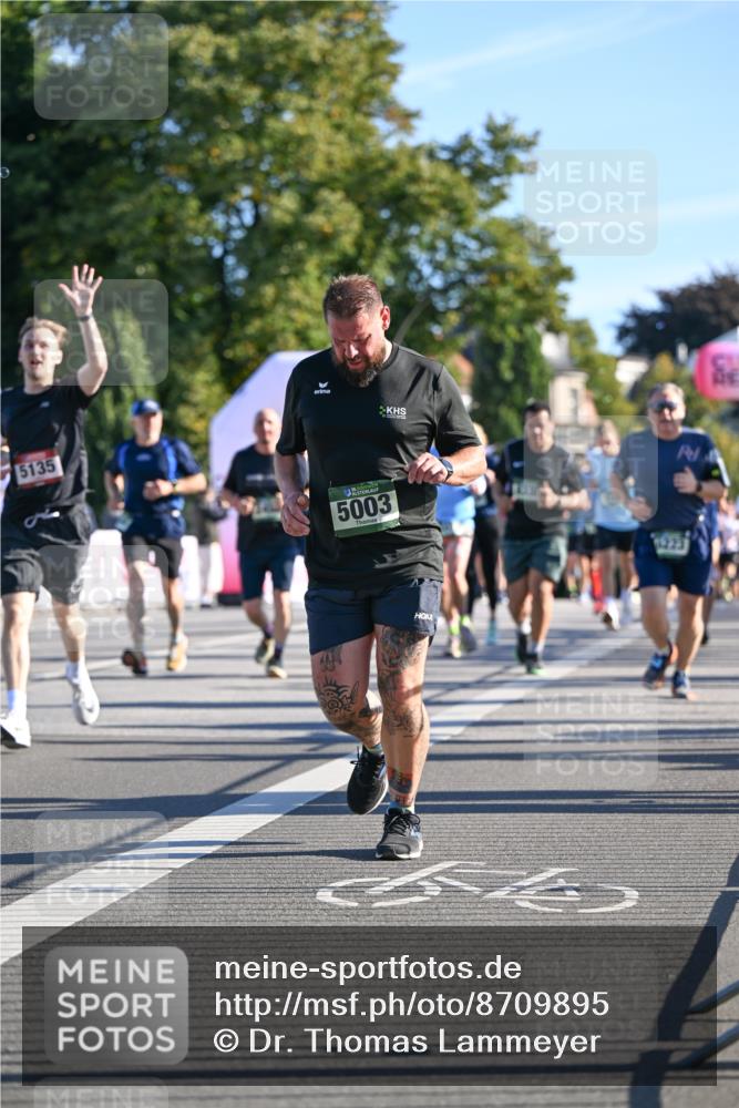 07.09.2025 - BARMER Alsterlauf Dr. Thomas Lammeyer http://msf.ph/oto/8709895 07.09.2025 09:35:03 Laufen 5135, 5003 meine-sportfotos.de