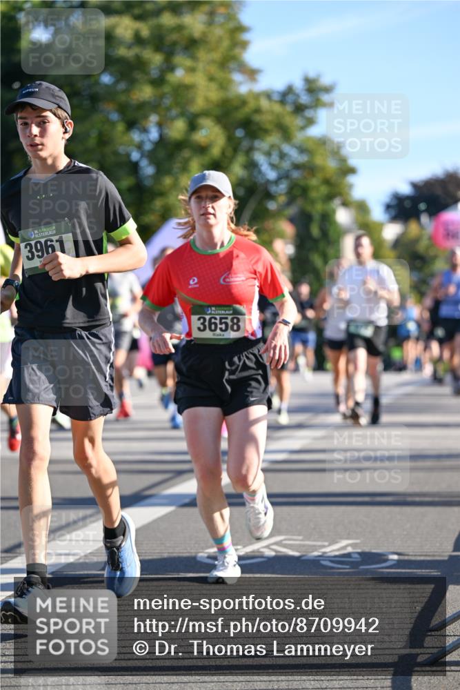 07.09.2025 - BARMER Alsterlauf Dr. Thomas Lammeyer http://msf.ph/oto/8709942 07.09.2025 09:35:11 Laufen 36, 3961, 3658 meine-sportfotos.de