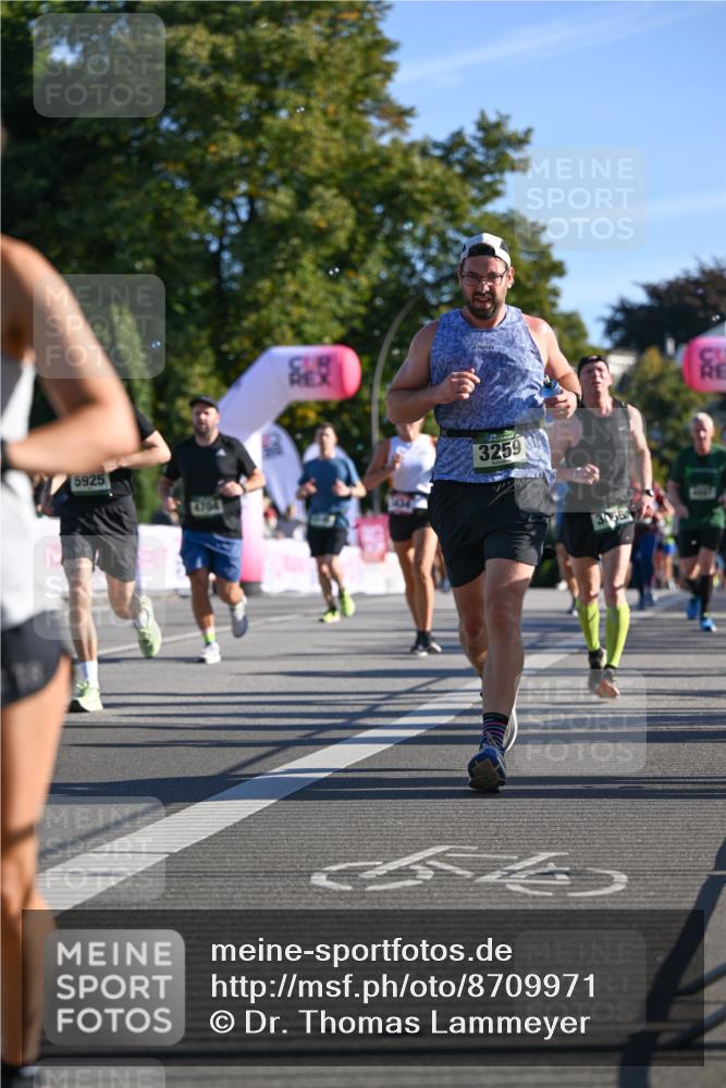 07.09.2025 - BARMER Alsterlauf Dr. Thomas Lammeyer http://msf.ph/oto/8709971 07.09.2025 09:35:16 Laufen 5925, 3259 meine-sportfotos.de