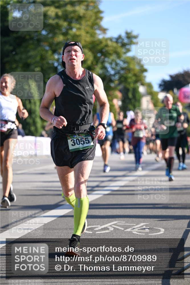 07.09.2025 - BARMER Alsterlauf Dr. Thomas Lammeyer http://msf.ph/oto/8709989 07.09.2025 09:35:19 Laufen 3055 meine-sportfotos.de