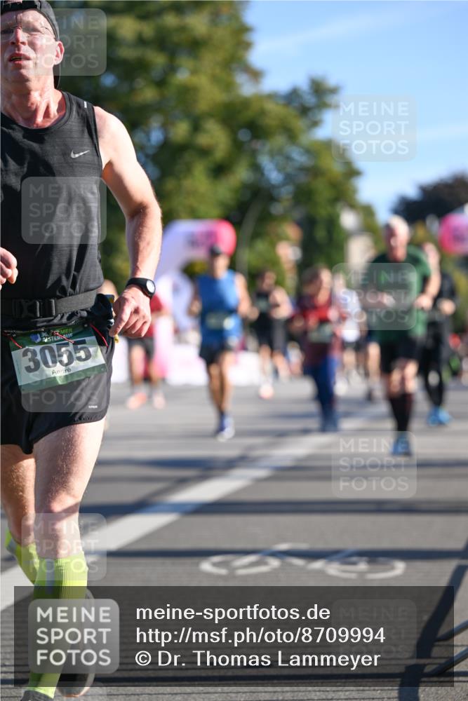 07.09.2025 - BARMER Alsterlauf Dr. Thomas Lammeyer http://msf.ph/oto/8709994 07.09.2025 09:35:19 Laufen 36, 3055 meine-sportfotos.de
