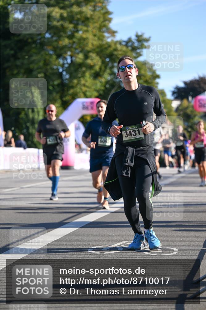 07.09.2025 - BARMER Alsterlauf Dr. Thomas Lammeyer http://msf.ph/oto/8710017 07.09.2025 09:35:23 Laufen 36, 3431 meine-sportfotos.de