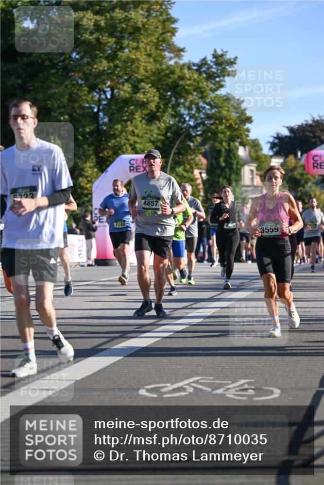 07.09.2025 - BARMER Alsterlauf Dr. Thomas Lammeyer http://msf.ph/oto/8710035 07.09.2025 09:35:26 Laufen 5722, 2188, 4857, 3559 meine-sportfotos.de