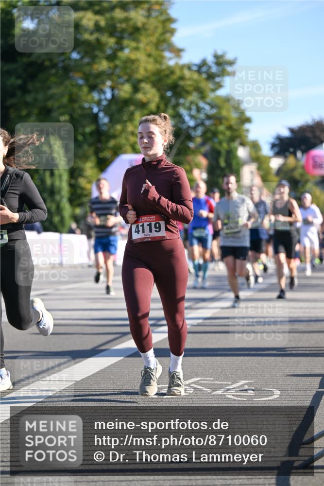 07.09.2025 - BARMER Alsterlauf Dr. Thomas Lammeyer http://msf.ph/oto/8710060 07.09.2025 09:35:30 Laufen 16, 4119 meine-sportfotos.de