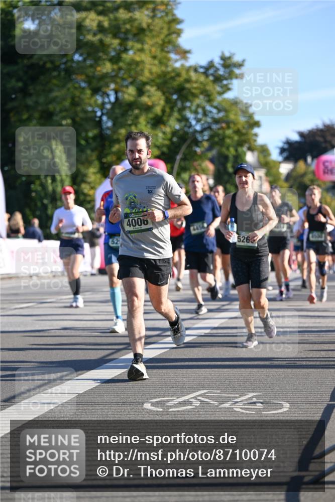 07.09.2025 - BARMER Alsterlauf Dr. Thomas Lammeyer http://msf.ph/oto/8710074 07.09.2025 09:35:33 Laufen 52, 10, 4006, 445, 526 meine-sportfotos.de
