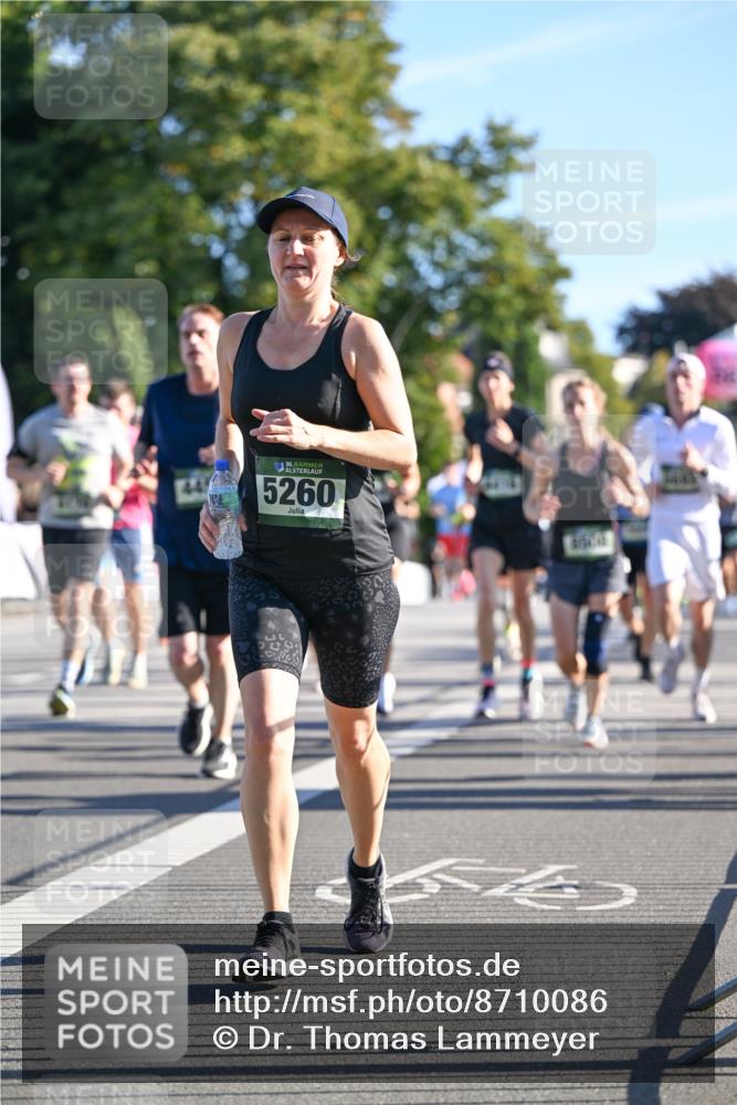 07.09.2025 - BARMER Alsterlauf Dr. Thomas Lammeyer http://msf.ph/oto/8710086 07.09.2025 09:35:34 Laufen 36, 5260 meine-sportfotos.de