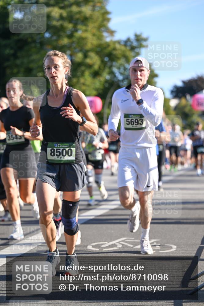 07.09.2025 - BARMER Alsterlauf Dr. Thomas Lammeyer http://msf.ph/oto/8710098 07.09.2025 09:35:37 Laufen 3543, 16136, 8500, 5693 meine-sportfotos.de