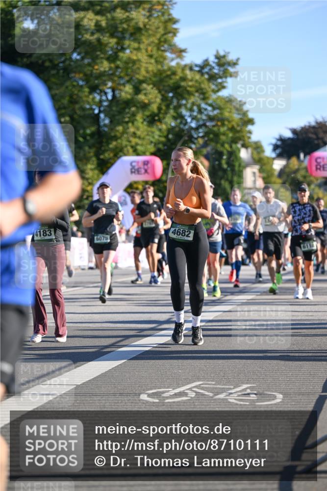 07.09.2025 - BARMER Alsterlauf Dr. Thomas Lammeyer http://msf.ph/oto/8710111 07.09.2025 09:35:39 Laufen 4183, 6079, 4682 meine-sportfotos.de