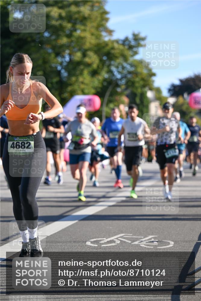 07.09.2025 - BARMER Alsterlauf Dr. Thomas Lammeyer http://msf.ph/oto/8710124 07.09.2025 09:35:41 Laufen 36, 4682 meine-sportfotos.de