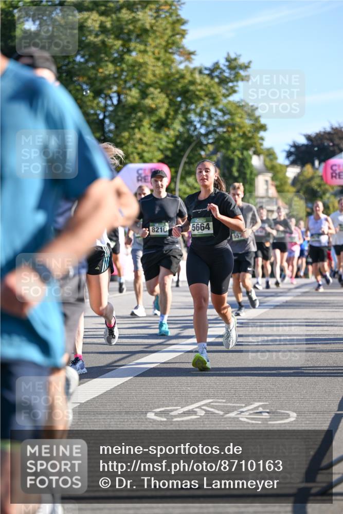 07.09.2025 - BARMER Alsterlauf Dr. Thomas Lammeyer http://msf.ph/oto/8710163 07.09.2025 09:35:47 Laufen 8210, 5664, 557 meine-sportfotos.de