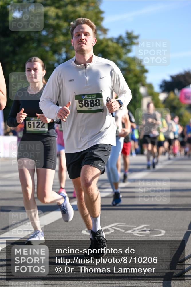 07.09.2025 - BARMER Alsterlauf Dr. Thomas Lammeyer http://msf.ph/oto/8710206 07.09.2025 09:35:54 Laufen 6122, 36, 5688 meine-sportfotos.de