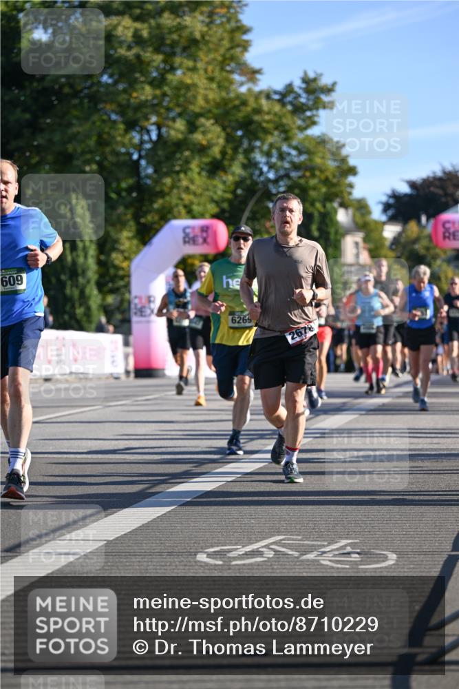 07.09.2025 - BARMER Alsterlauf Dr. Thomas Lammeyer http://msf.ph/oto/8710229 07.09.2025 09:35:57 Laufen 609, 2510, 6265, 2678 meine-sportfotos.de