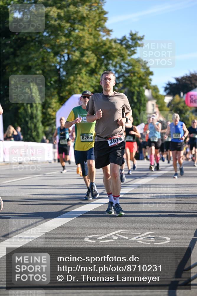 07.09.2025 - BARMER Alsterlauf Dr. Thomas Lammeyer http://msf.ph/oto/8710231 07.09.2025 09:35:58 Laufen 6269, 2678 meine-sportfotos.de