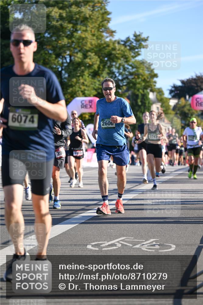 07.09.2025 - BARMER Alsterlauf Dr. Thomas Lammeyer http://msf.ph/oto/8710279 07.09.2025 09:36:06 Laufen 6074, 39, 5185, 2606, 2763 meine-sportfotos.de