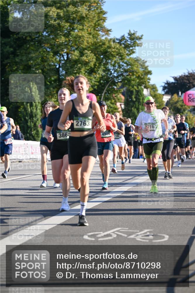 07.09.2025 - BARMER Alsterlauf Dr. Thomas Lammeyer http://msf.ph/oto/8710298 07.09.2025 09:36:09 Laufen 2509, 5, 3868, 2763, 3716, 4900, 739 meine-sportfotos.de