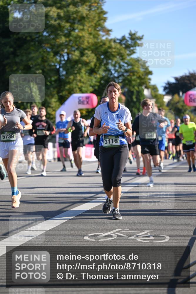 07.09.2025 - BARMER Alsterlauf Dr. Thomas Lammeyer http://msf.ph/oto/8710318 07.09.2025 09:36:12 Laufen 5739, 3116, 5081 meine-sportfotos.de