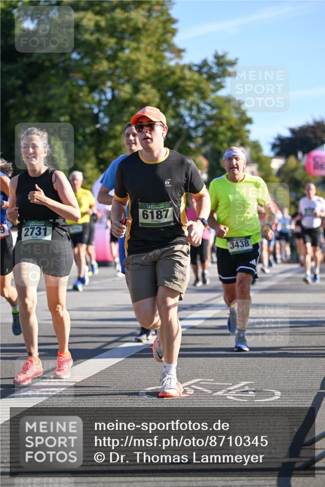 07.09.2025 - BARMER Alsterlauf Dr. Thomas Lammeyer http://msf.ph/oto/8710345 07.09.2025 09:36:16 Laufen 2731, 300, 6187, 3438 meine-sportfotos.de