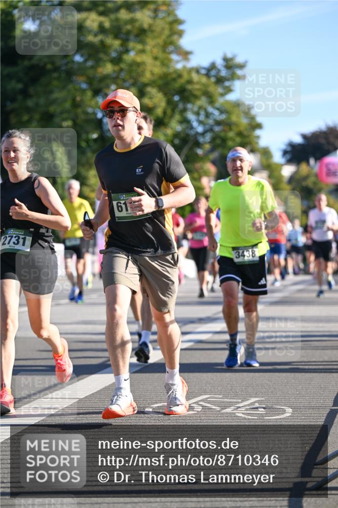 07.09.2025 - BARMER Alsterlauf Dr. Thomas Lammeyer http://msf.ph/oto/8710346 07.09.2025 09:36:16 Laufen 2731, 61, 3438 meine-sportfotos.de