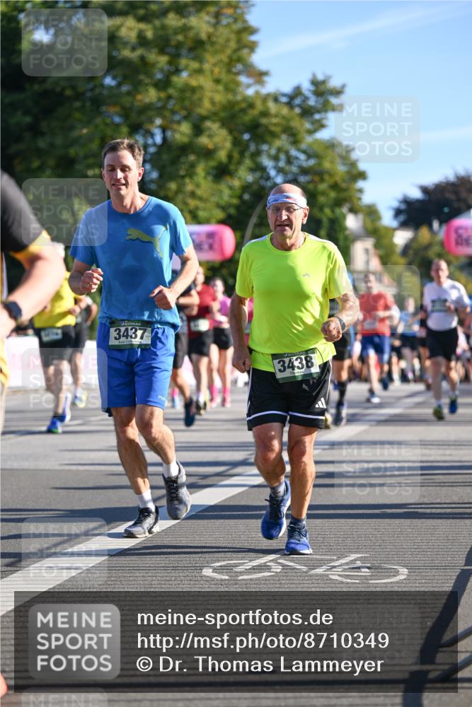 07.09.2025 - BARMER Alsterlauf Dr. Thomas Lammeyer http://msf.ph/oto/8710349 07.09.2025 09:36:17 Laufen 3437, 3438 meine-sportfotos.de