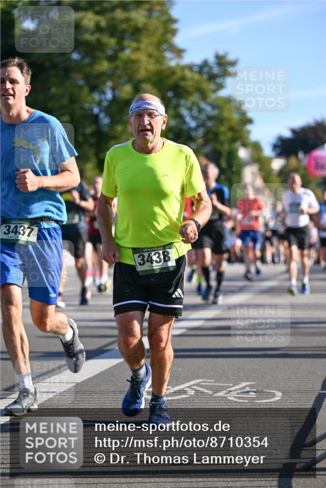 07.09.2025 - BARMER Alsterlauf Dr. Thomas Lammeyer http://msf.ph/oto/8710354 07.09.2025 09:36:17 Laufen 3437, 3438 meine-sportfotos.de
