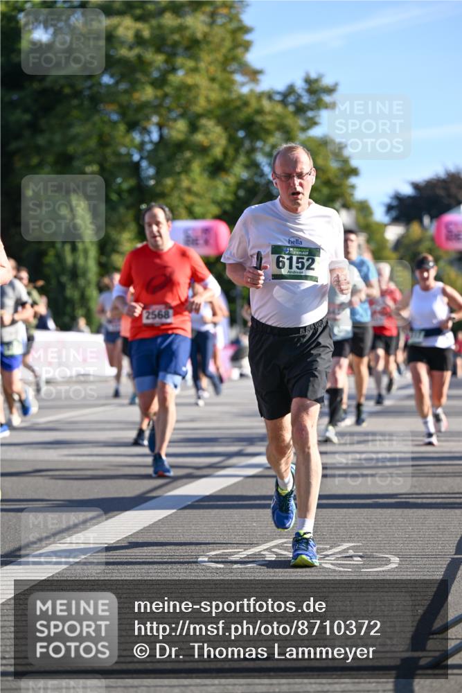07.09.2025 - BARMER Alsterlauf Dr. Thomas Lammeyer http://msf.ph/oto/8710372 07.09.2025 09:36:21 Laufen 2568, 6152 meine-sportfotos.de
