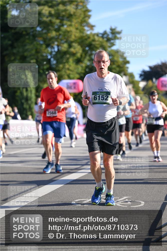 07.09.2025 - BARMER Alsterlauf Dr. Thomas Lammeyer http://msf.ph/oto/8710373 07.09.2025 09:36:21 Laufen 2568, 6152 meine-sportfotos.de