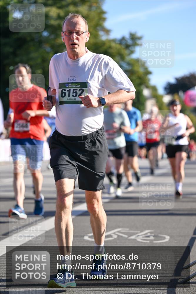 07.09.2025 - BARMER Alsterlauf Dr. Thomas Lammeyer http://msf.ph/oto/8710379 07.09.2025 09:36:22 Laufen 36, 6152 meine-sportfotos.de