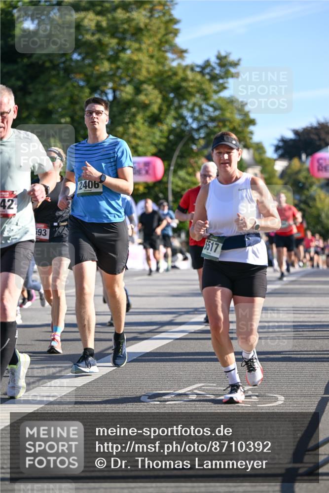 07.09.2025 - BARMER Alsterlauf Dr. Thomas Lammeyer http://msf.ph/oto/8710392 07.09.2025 09:36:24 Laufen 42, 193, 2406, 5517 meine-sportfotos.de