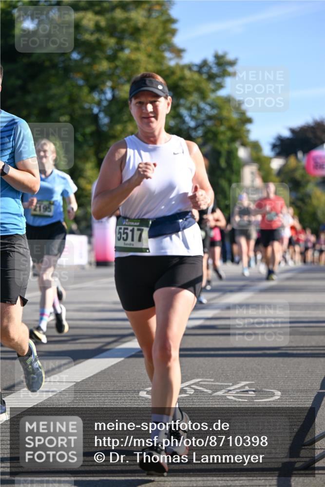 07.09.2025 - BARMER Alsterlauf Dr. Thomas Lammeyer http://msf.ph/oto/8710398 07.09.2025 09:36:25 Laufen 2195, 5517 meine-sportfotos.de