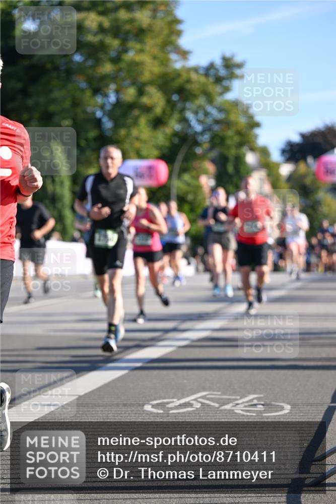 07.09.2025 - BARMER Alsterlauf Dr. Thomas Lammeyer http://msf.ph/oto/8710411 07.09.2025 09:36:27 Laufen  meine-sportfotos.de