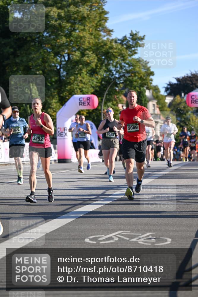 07.09.2025 - BARMER Alsterlauf Dr. Thomas Lammeyer http://msf.ph/oto/8710418 07.09.2025 09:36:28 Laufen 2022, 2803, 6023, 3252, 5069 meine-sportfotos.de