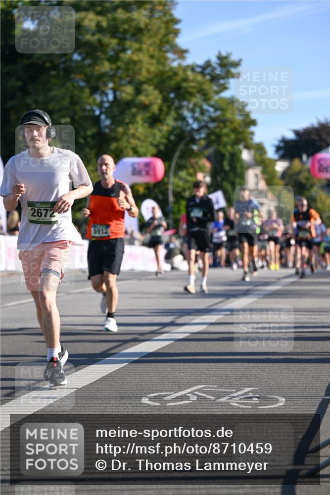 07.09.2025 - BARMER Alsterlauf Dr. Thomas Lammeyer http://msf.ph/oto/8710459 07.09.2025 09:36:34 Laufen 2672, 5912 meine-sportfotos.de