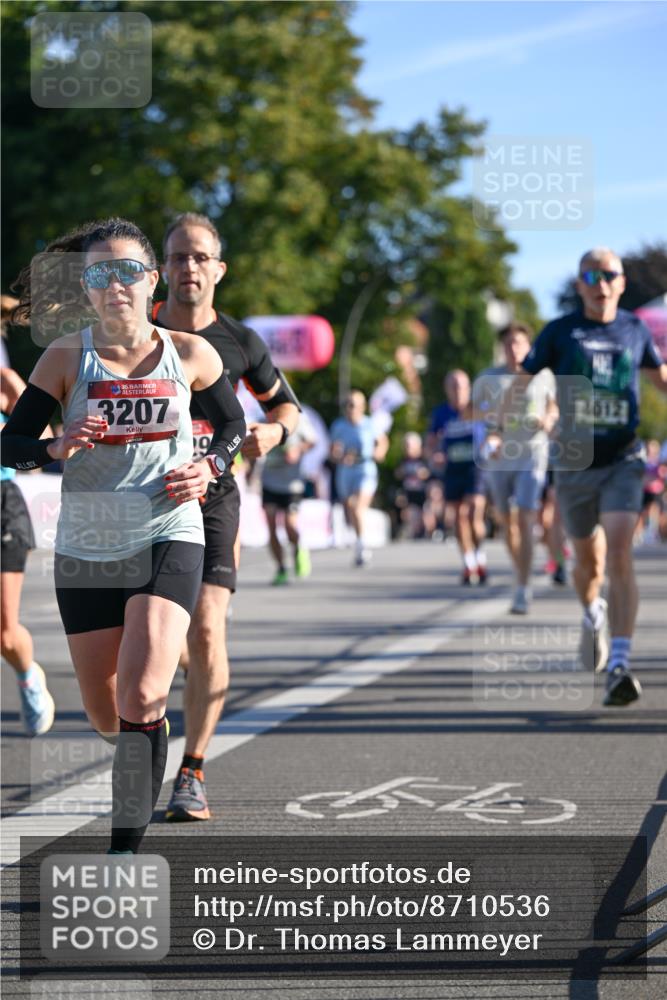 07.09.2025 - BARMER Alsterlauf Dr. Thomas Lammeyer http://msf.ph/oto/8710536 07.09.2025 09:36:49 Laufen 36, 3207, 19, 4012 meine-sportfotos.de