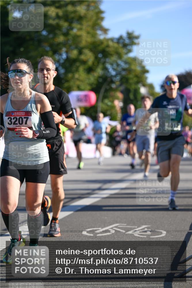 07.09.2025 - BARMER Alsterlauf Dr. Thomas Lammeyer http://msf.ph/oto/8710537 07.09.2025 09:36:49 Laufen 6136, 3207, 4012 meine-sportfotos.de